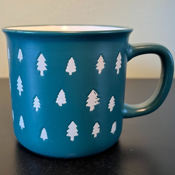 ECCOLO World Traveler Dark Green Stoneware Mug w/ Incised  White Christmas Trees - Picture 2 of 7